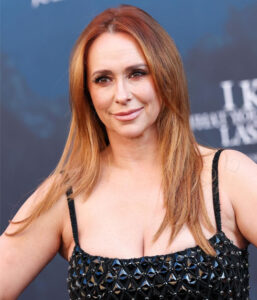 Jennifer Love Hewitt