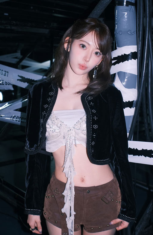 Sakura Miyawaki